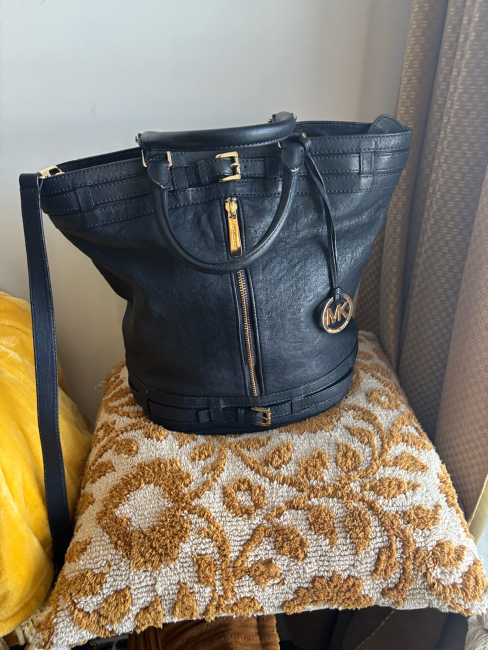 Michael Kors Navy blue Leather Bucket Bag with Gold-Tone MK Charm